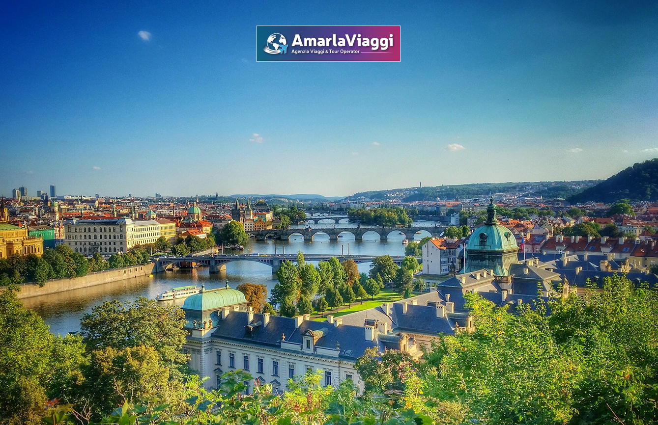 Praga_Repubblica Ceca_Austria_Vienna_mini tour_Palazzo reale_orologio astronomico_ torre Daliborka_chiesa barocca di San Nicola_Cesky Krumlov_fiume Moldava_AmarlaViaggi Tour Operator