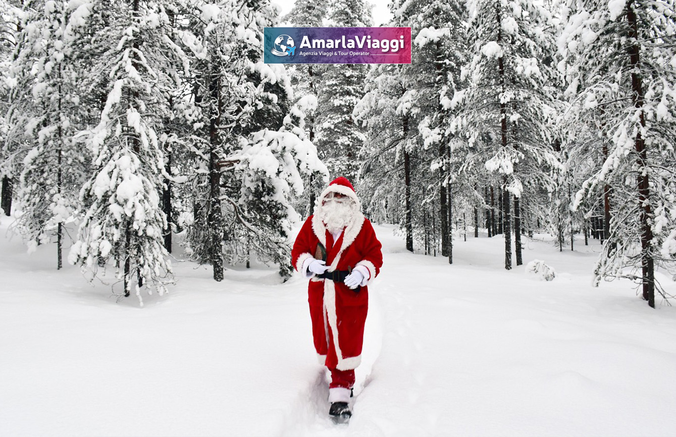 Tour a Rovaniemi nella terra di Babbo Natale Tour Rovaniemi alla scoperta dei luoghi di Babbo Natale: alla ricerca dell'aurora boreale passando per il villaggio di Babbo Natale
