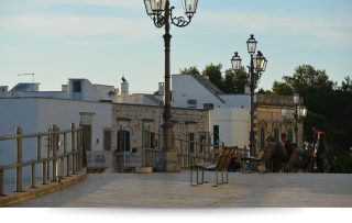 Tour giornaliero a Cisternino e Martina Franca con degustazione salumi.